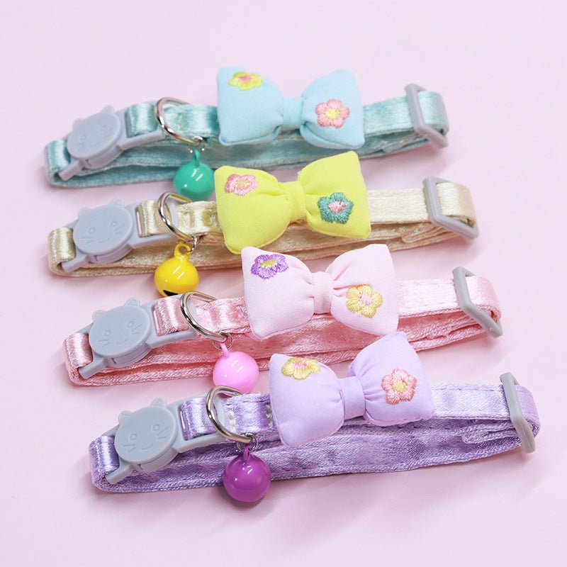 【COL - 023】Embroidered bow tie bell pet collar - MaoMao - Paws