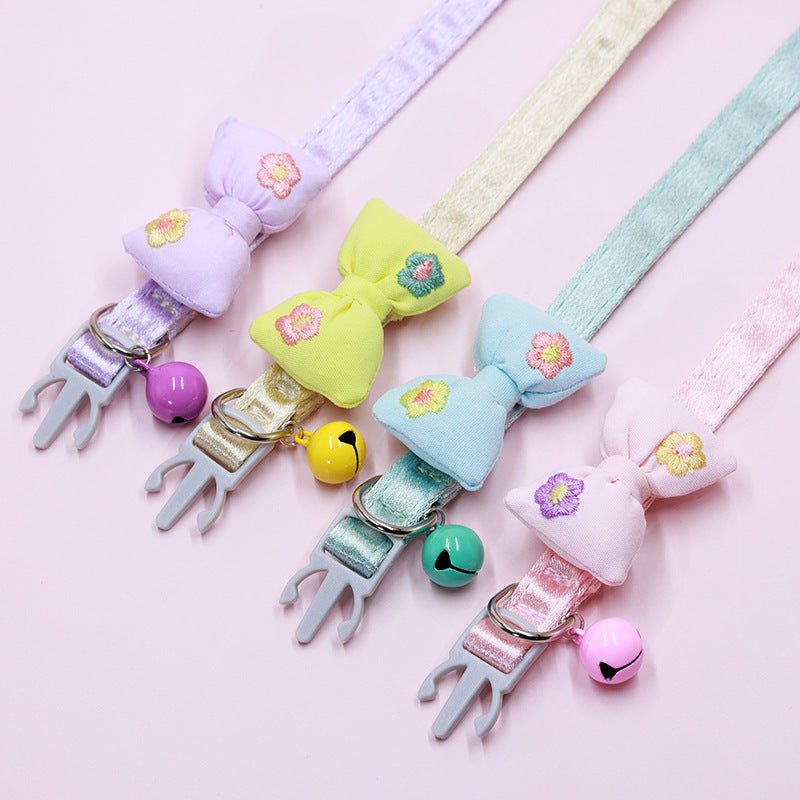 【COL - 023】Embroidered bow tie bell pet collar - MaoMao - Paws