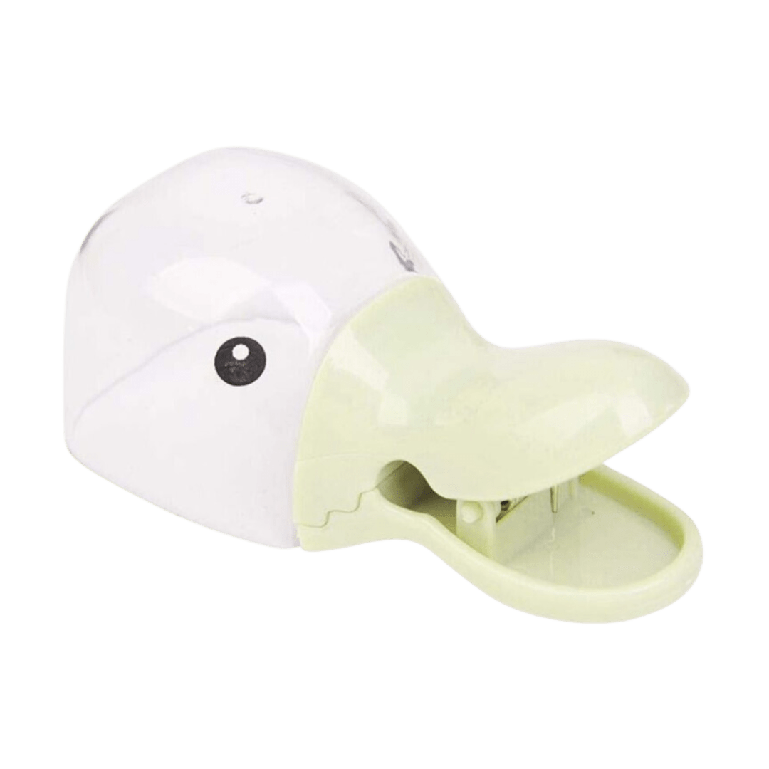 Kibbles Duck Scooper - MaoMao - Paws