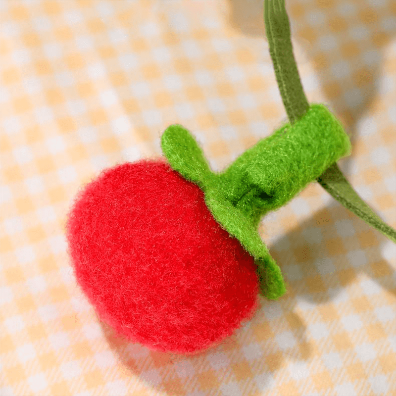 Tomato String Toy - MaoMao - Paws
