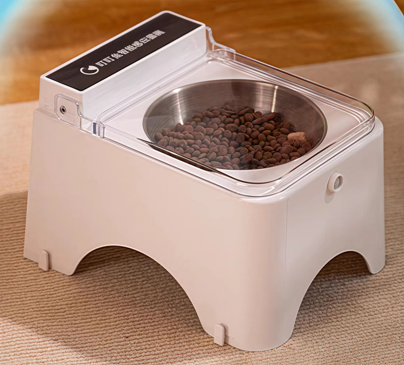 No More Dirty Cat Food!