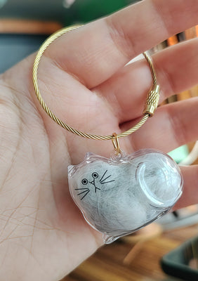 Me & My Cat Are Both Obsessed With This Tiny Cat!